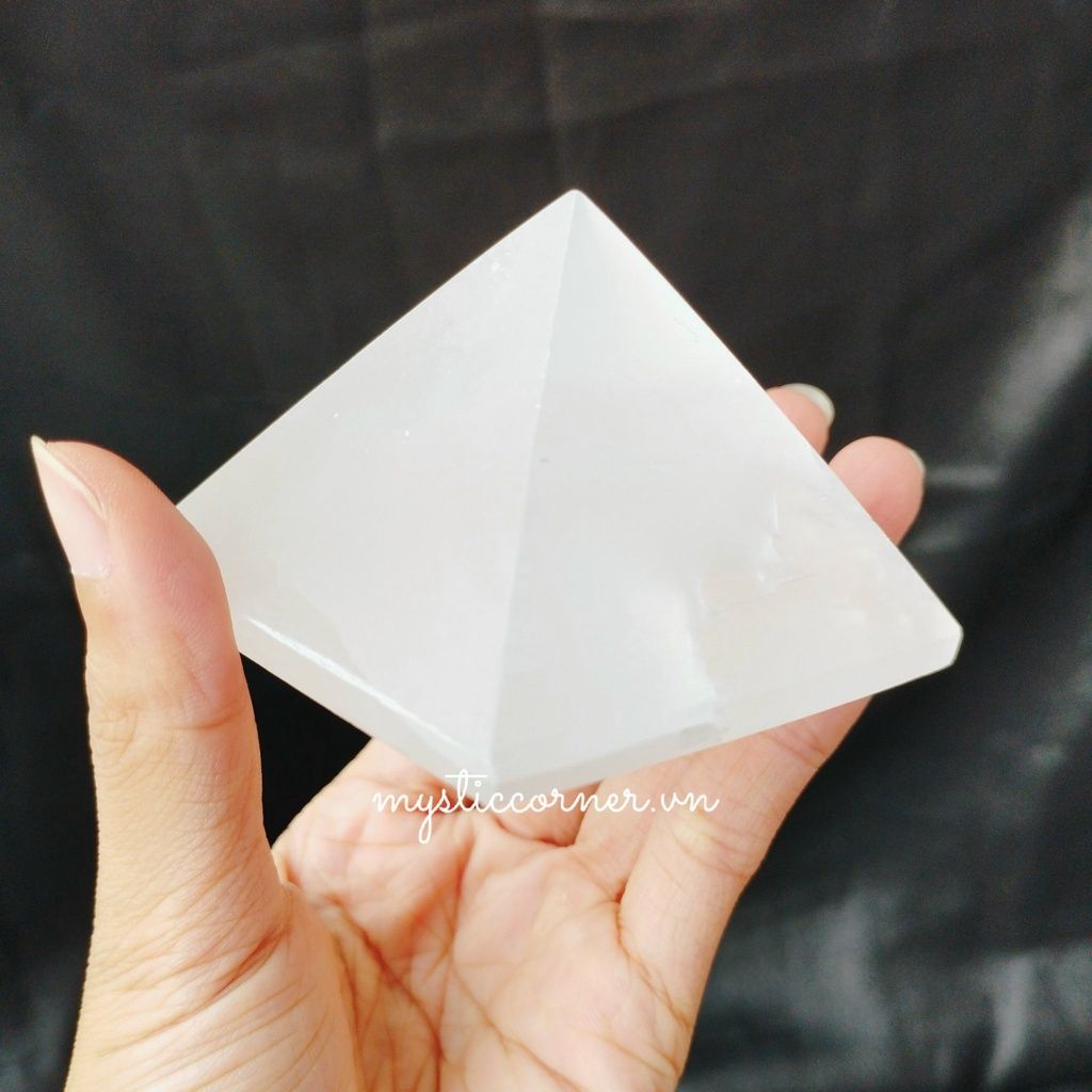 Kim tự tháp đá Selenite, đá thanh tẩy đá thạch anh dùng trong Tarot, Reiki, phong thủy