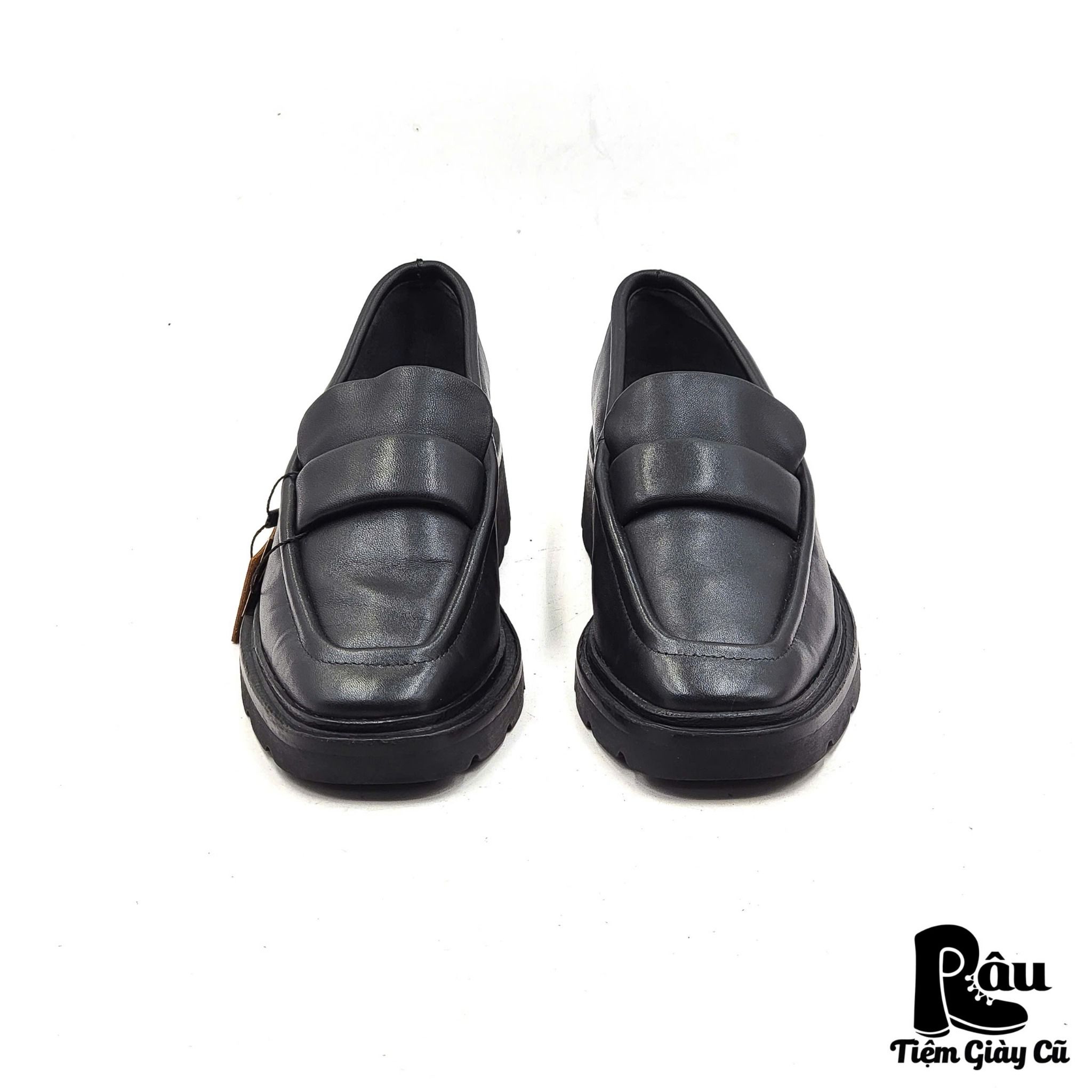 |SIZE 37.5| VINCE. ROBIN LOAFER Z37.5-5791