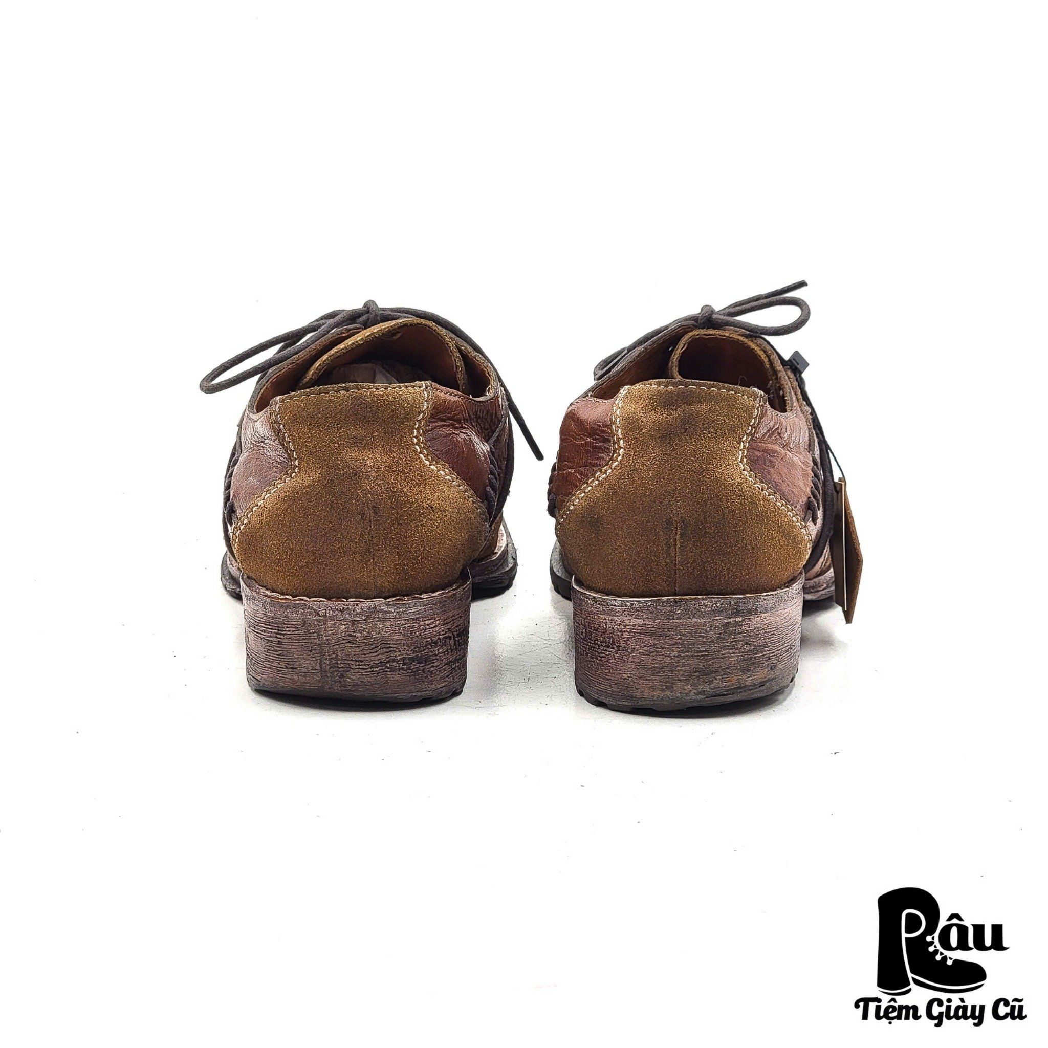 |SIZE 41| WHOOP'EE' LACE UP SHOES AGA41-5970