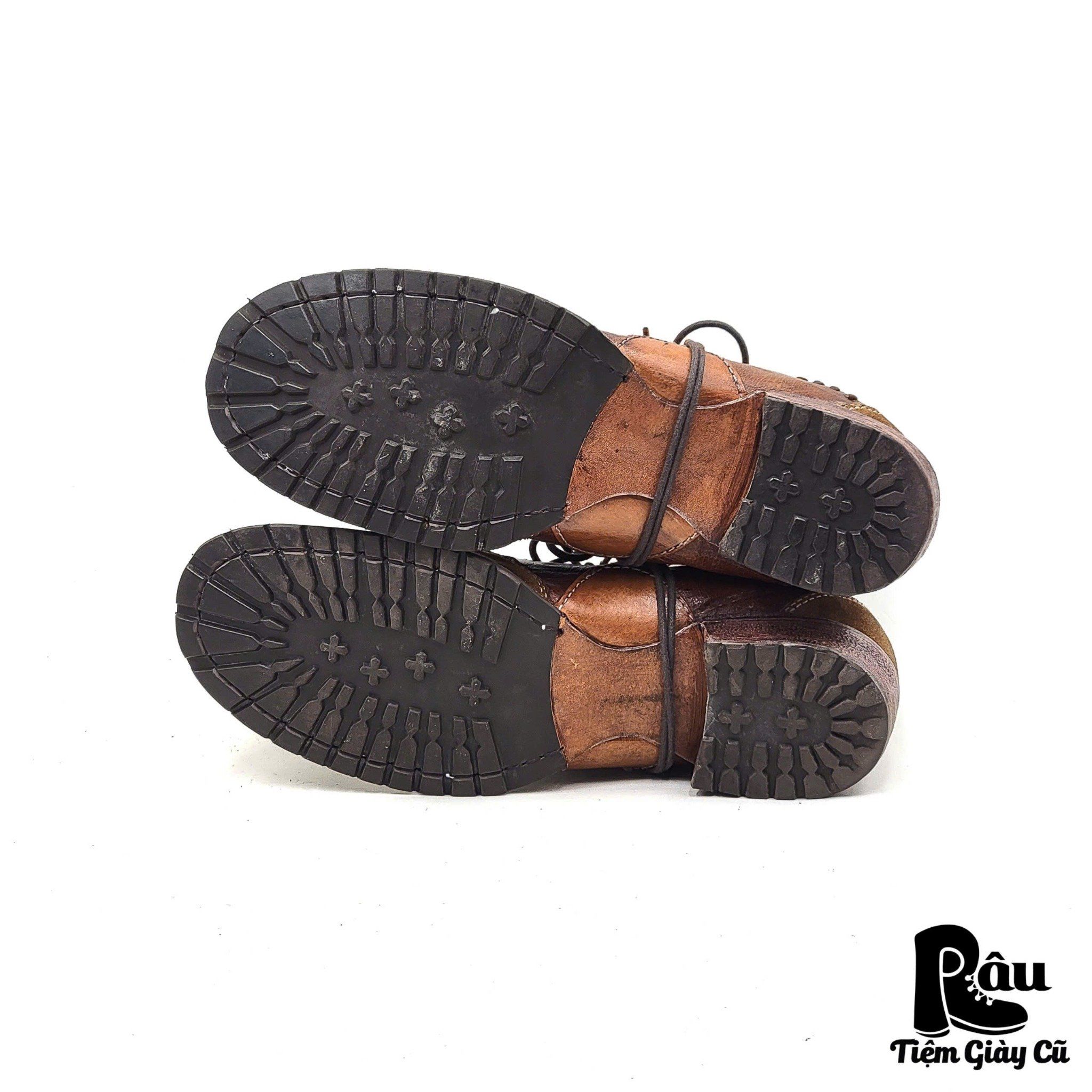 |SIZE 41| WHOOP'EE' LACE UP SHOES AGA41-5970