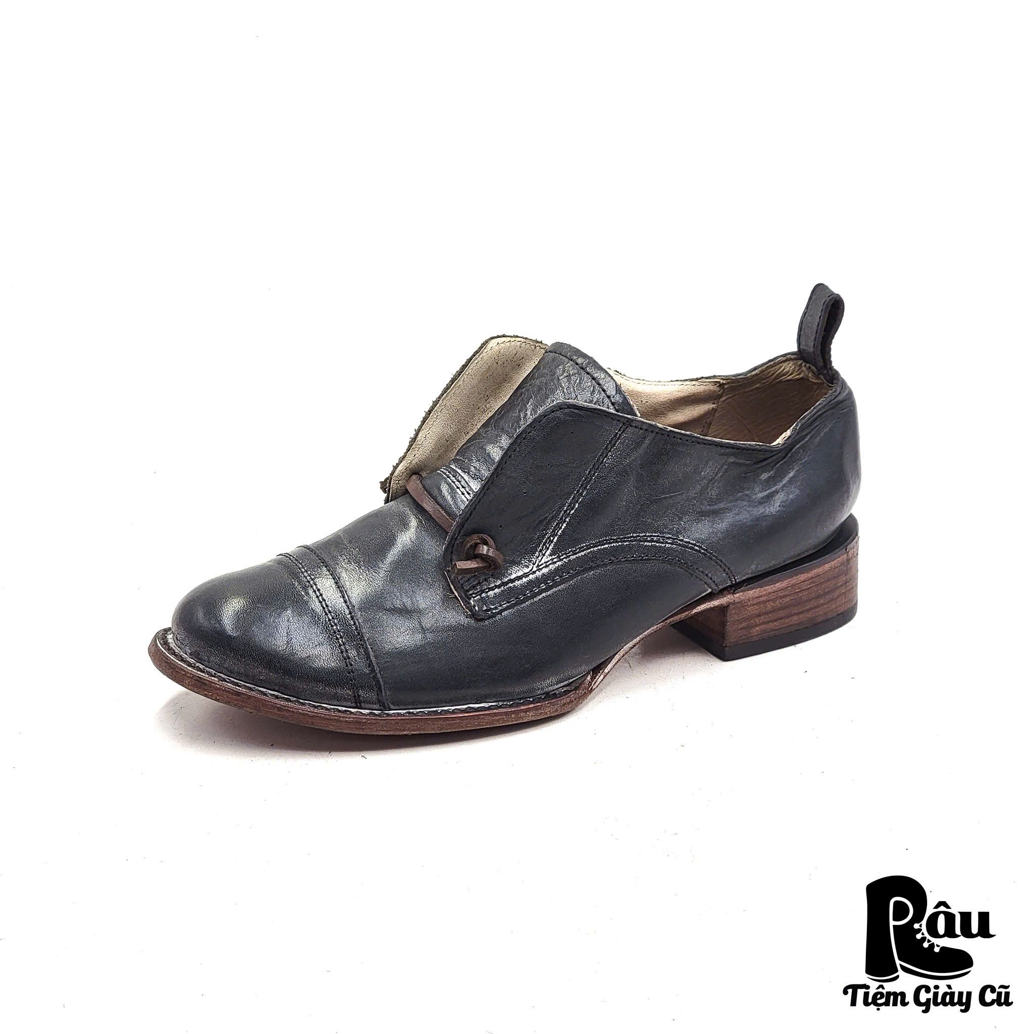 |SIZE 40| FREEBIRD MABEL SLIP ON Z40-6319