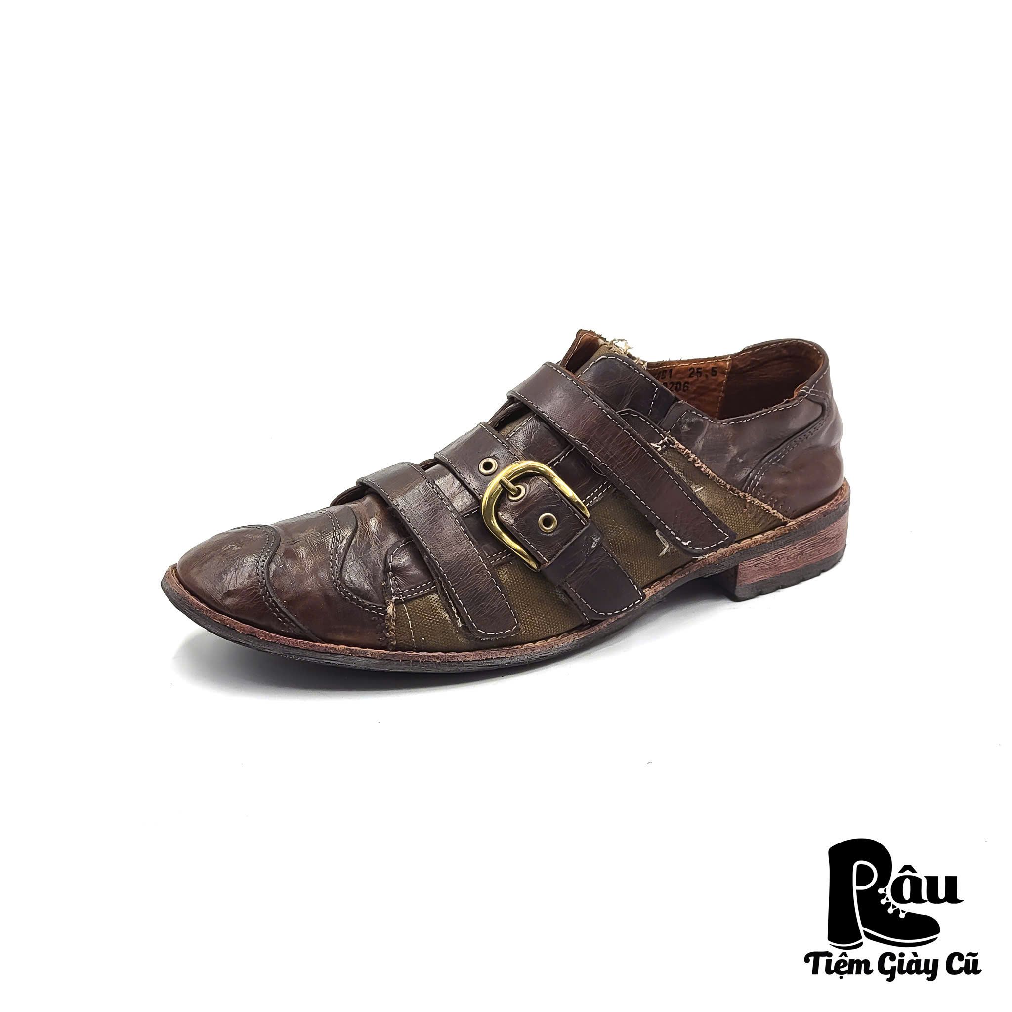 |SIZE 40| WHOOP'EE' BUCKLE STRAP SHOES Z40-6389