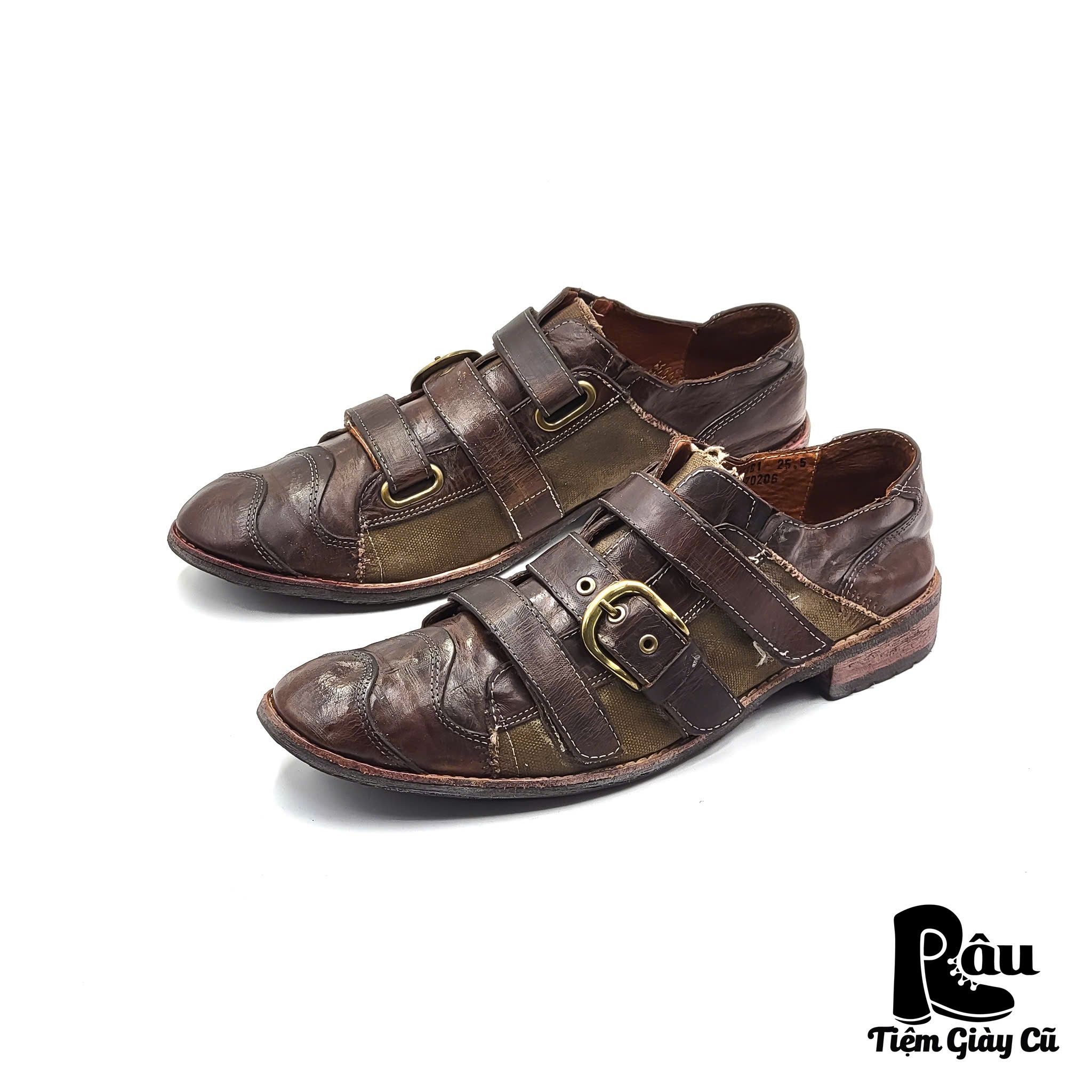|SIZE 40| WHOOP'EE' BUCKLE STRAP SHOES Z40-6389