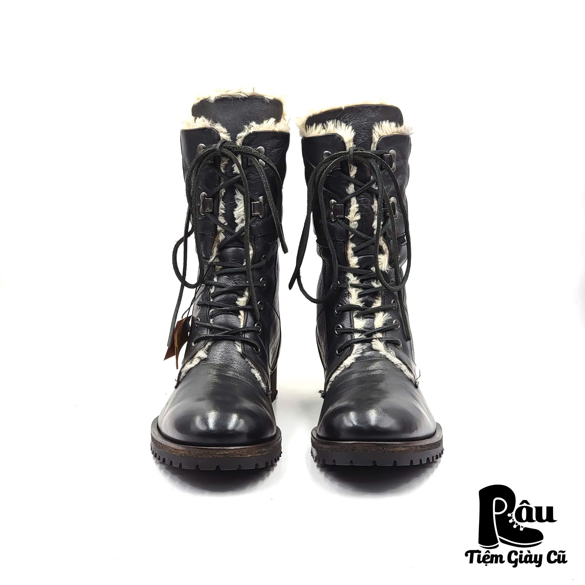 |SIZE 43| SHEARLING-LINED LACE UP BOOT Z43-6659