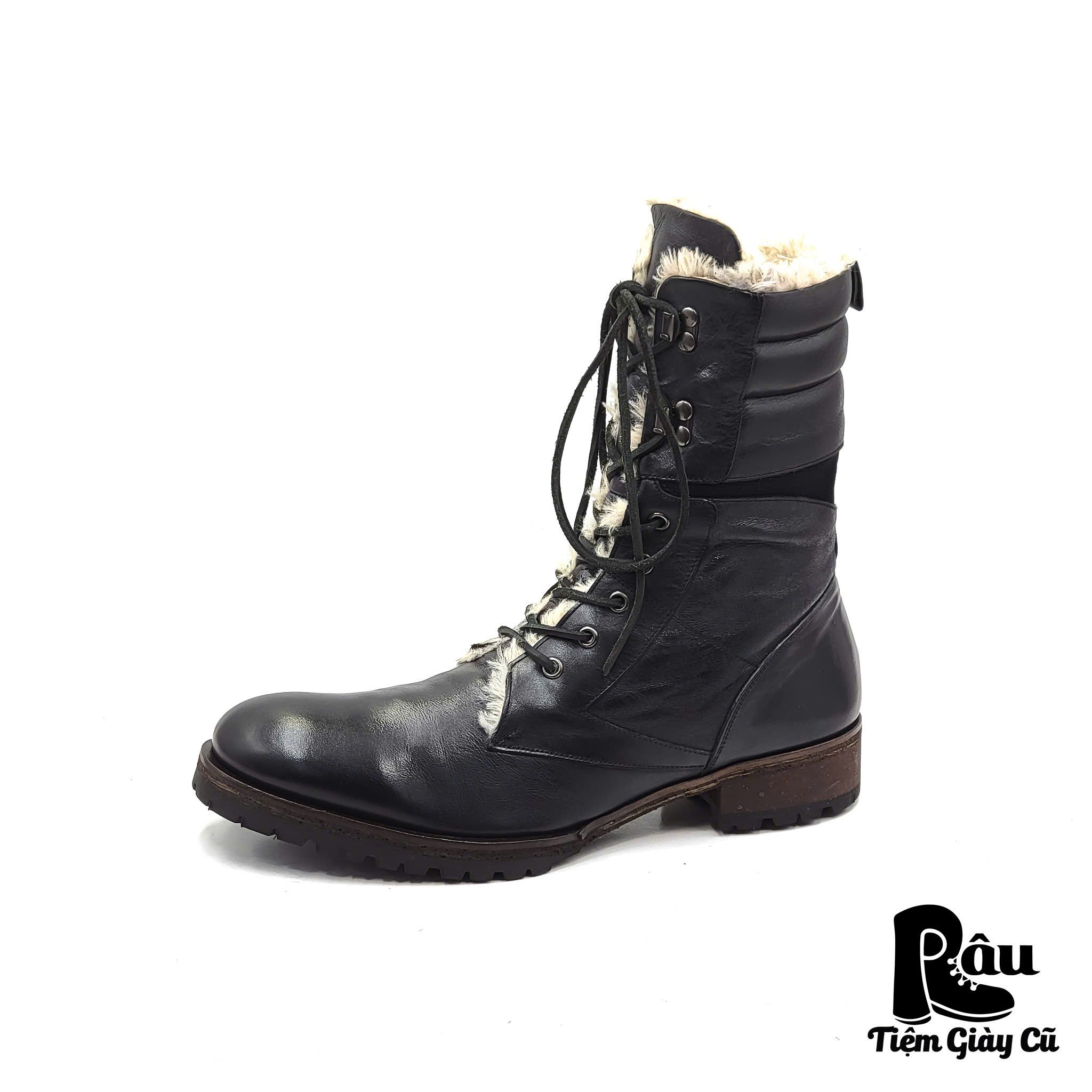 |SIZE 43| SHEARLING-LINED LACE UP BOOT Z43-6659