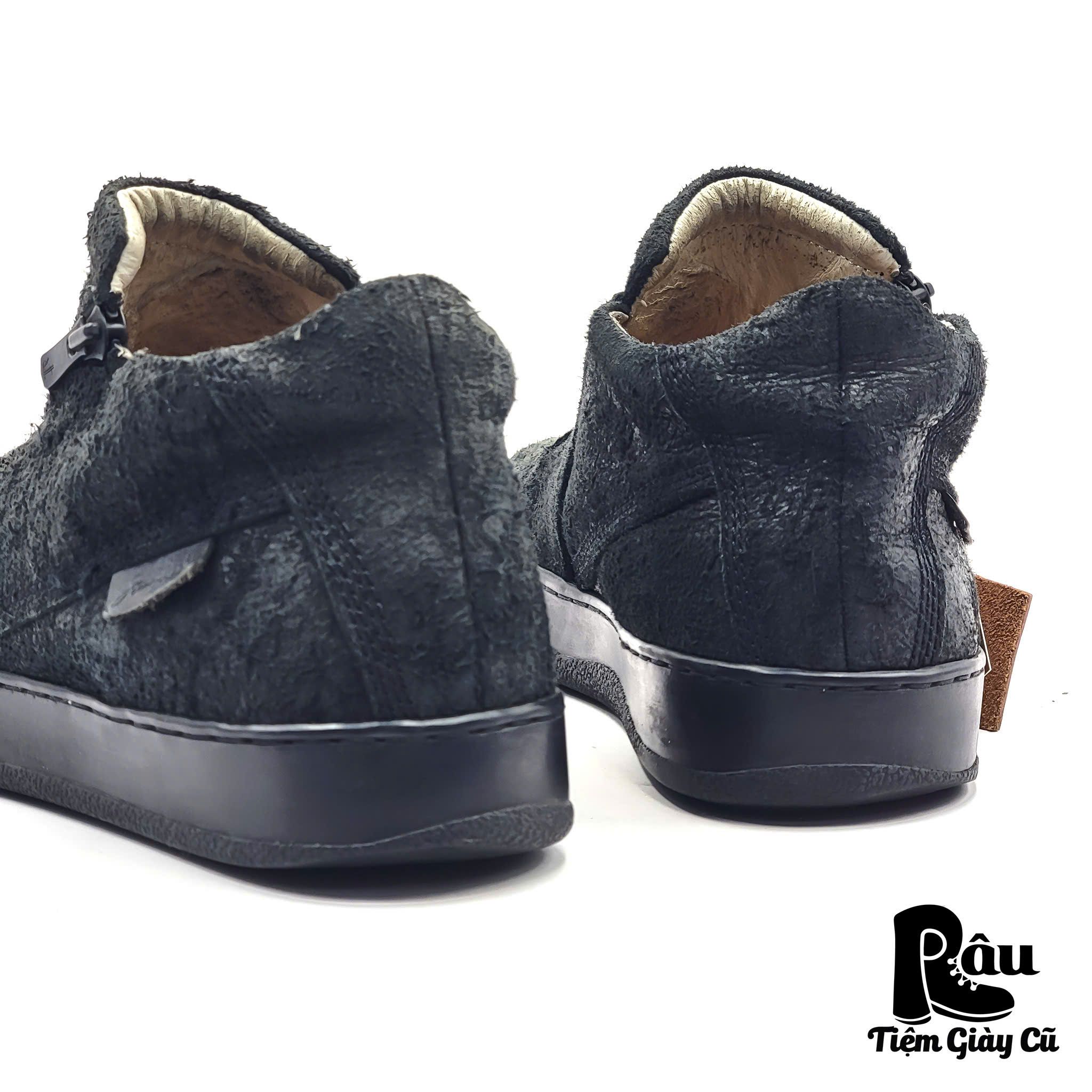 |SIZE 40| STRUM ADDICT DIAGONAL ZIPPER FLAT LEATHER SNEAKER AN40-6471