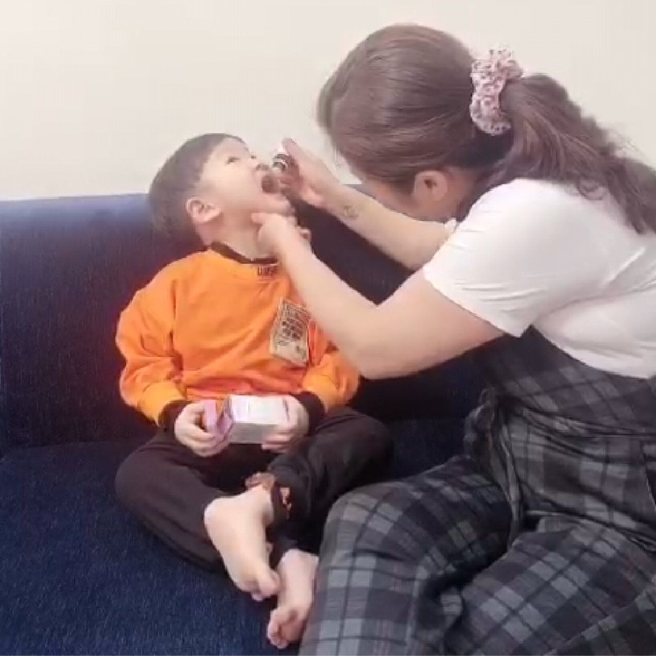 AB - Kolicare: Men Vi Sinh Cho Trẻ Lười Bú, Infant Colic (Khóc Dạ Đề), Chậm Tăng Cân, Đau Bụng, Đầy Hơi, Táo Bón Chức Năng, Không Dung Nạp Lactose...