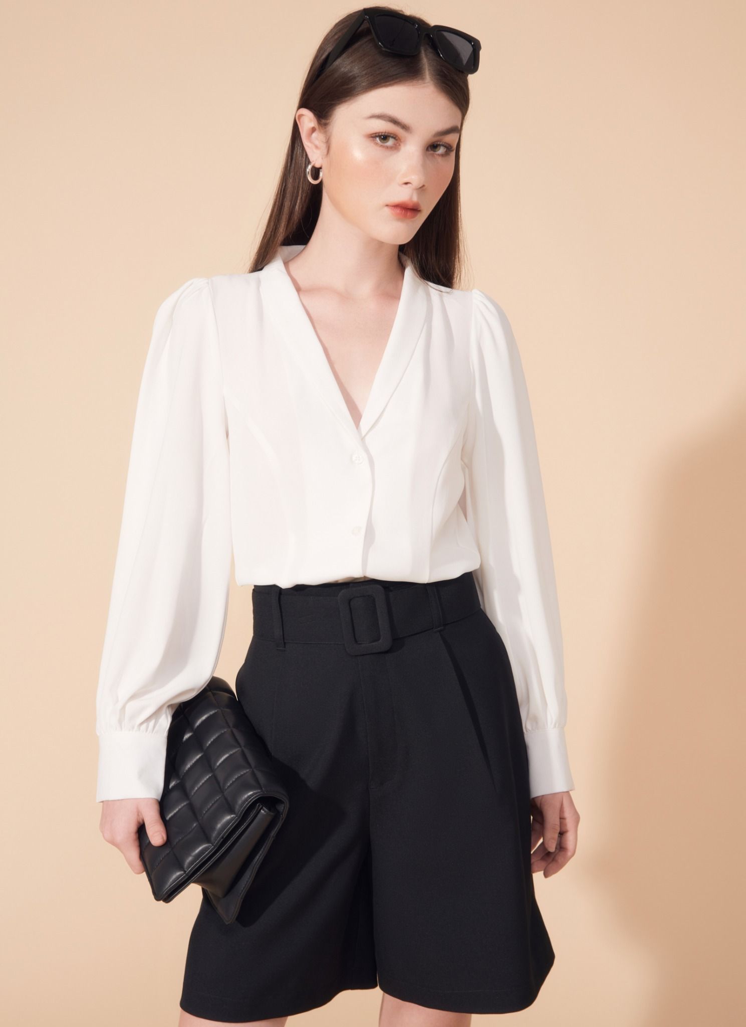 QUẦN SHORT POLY ĐEN
