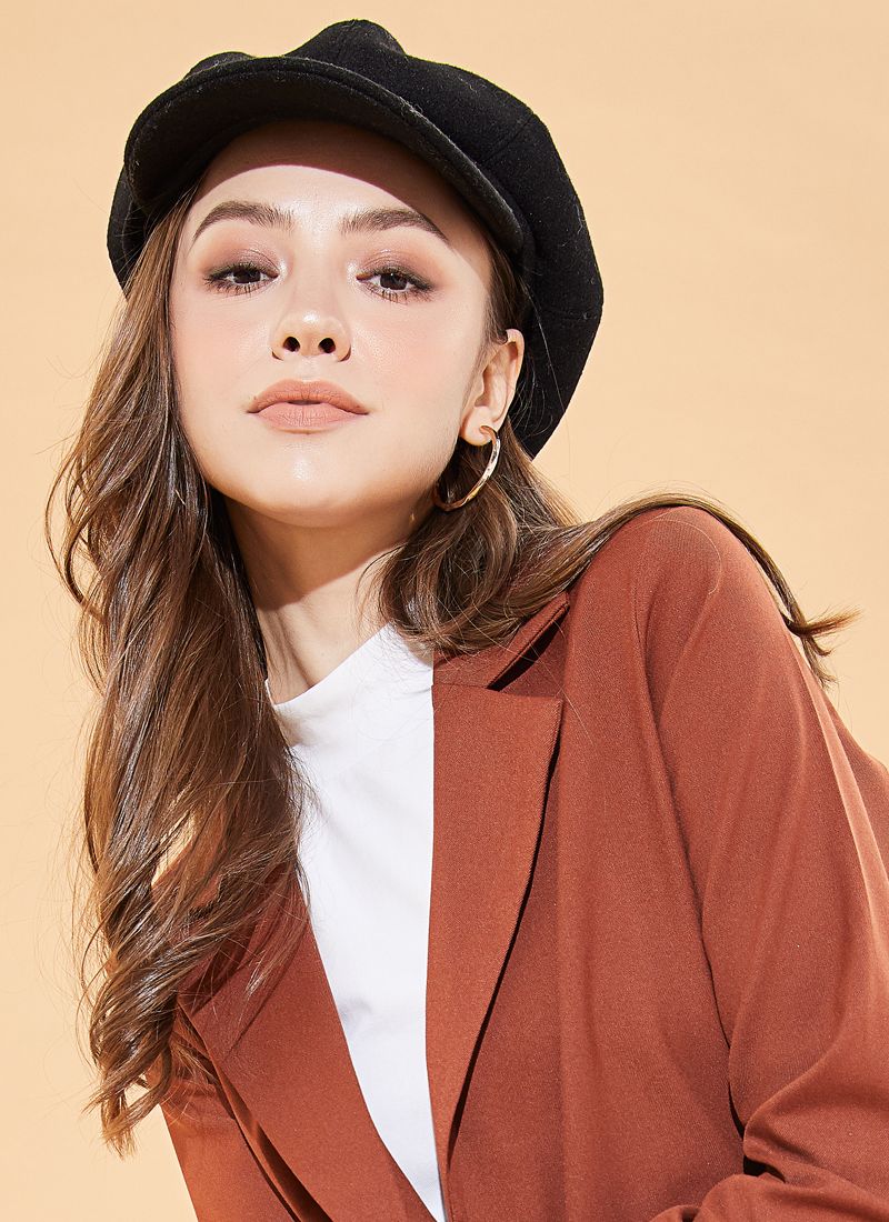 ÁO THUN CỔ LỌ