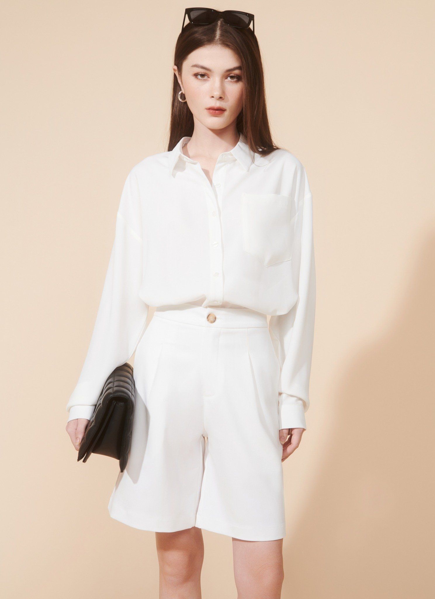 QUẦN SHORT DÀI MONO TRẮNG