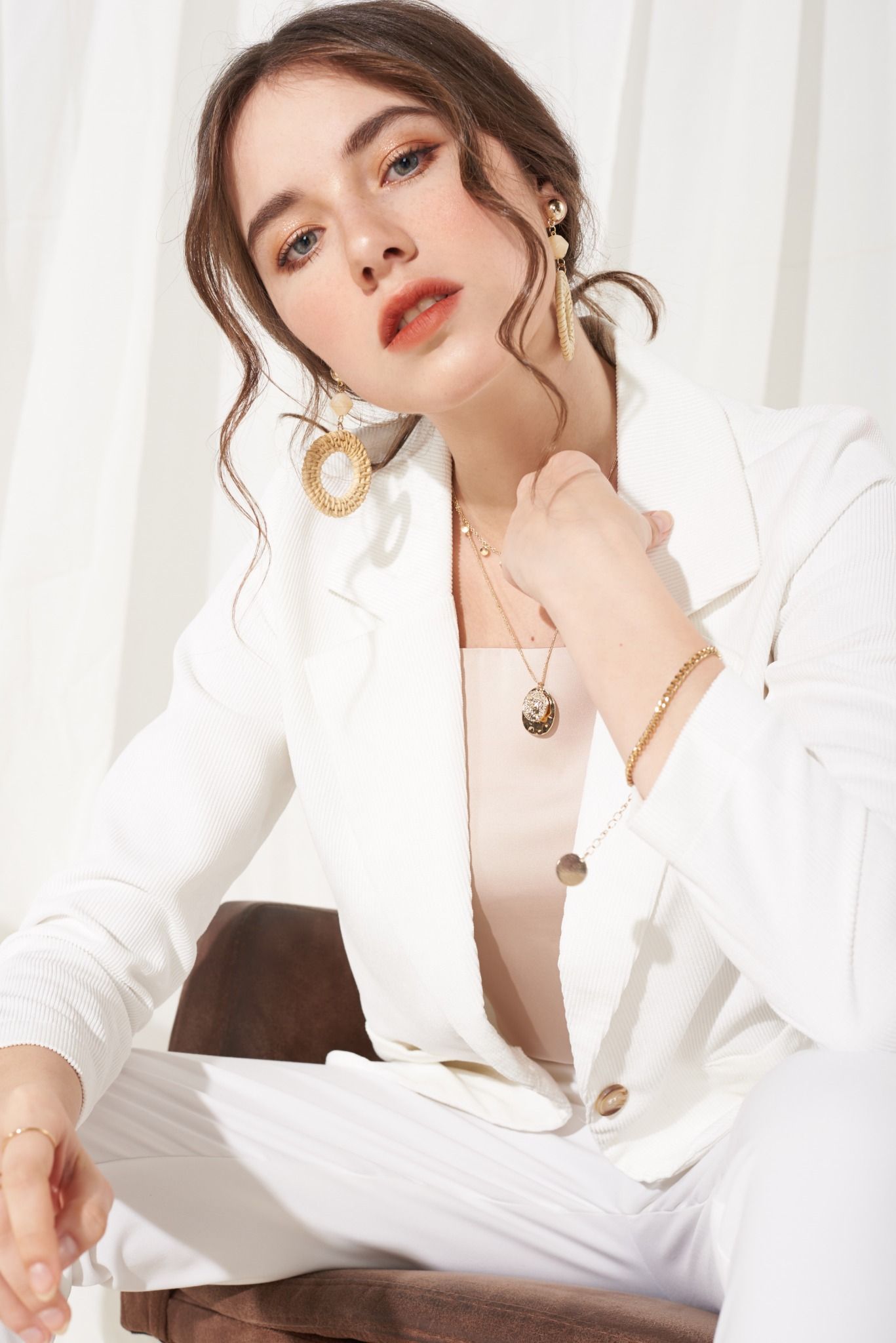 ÁO DÂY DORA KEM