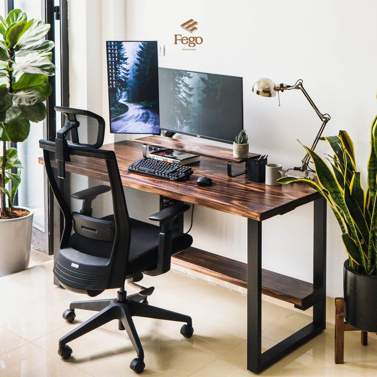 Bàn 3.8 Pro gỗ thông tự nhiên FEGO