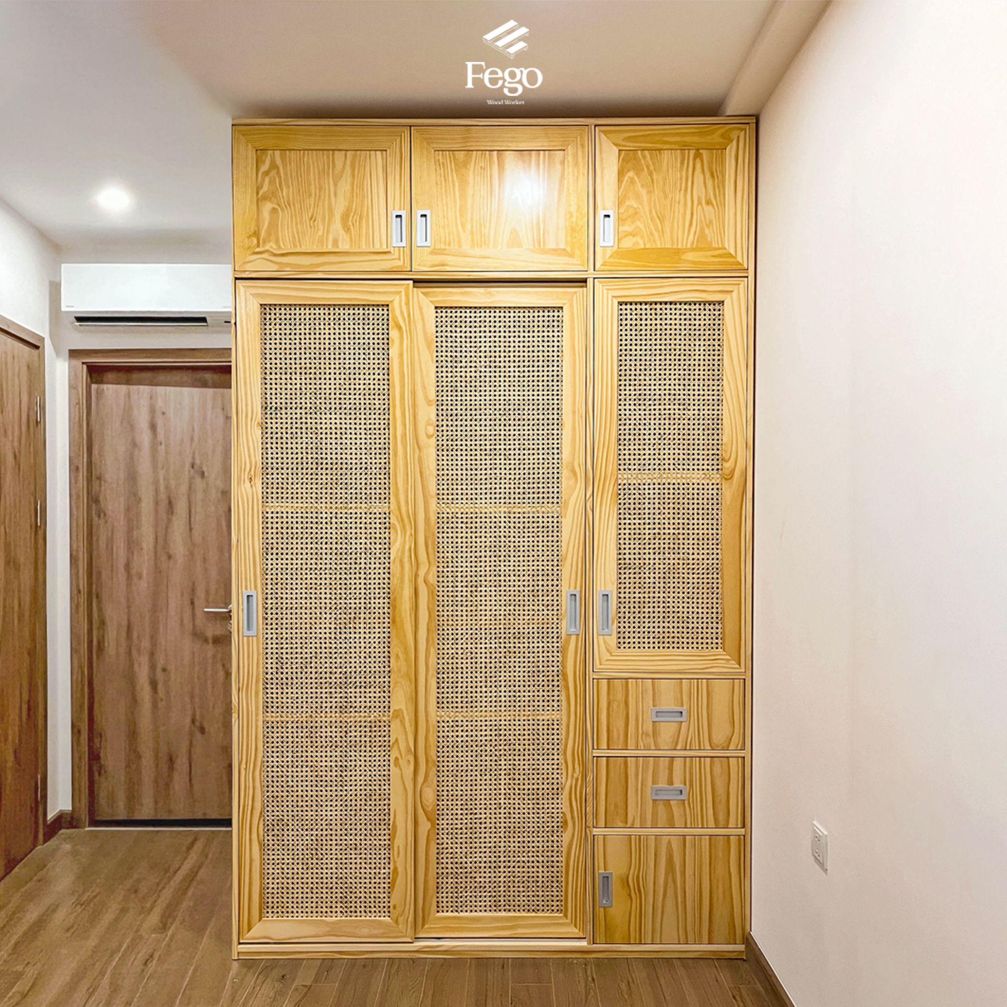 Tủ quần áo cánh mây FEGO