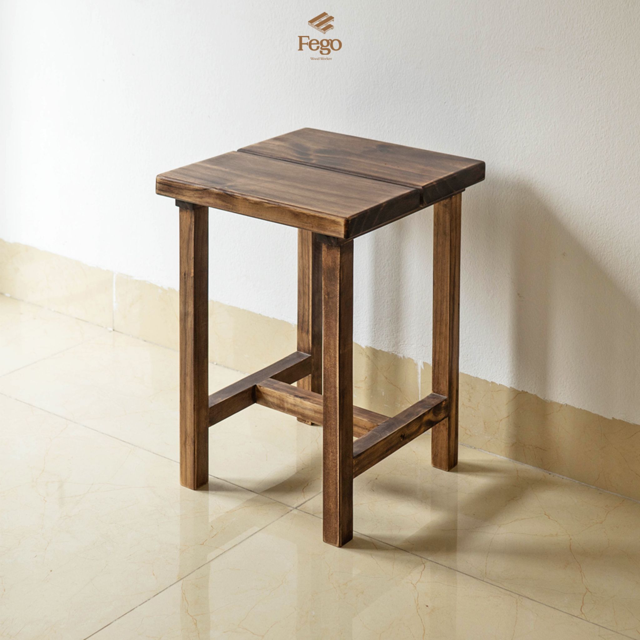 Bàn trà, cà phê gỗ thông tự nhiên FEGO cao 55cm
