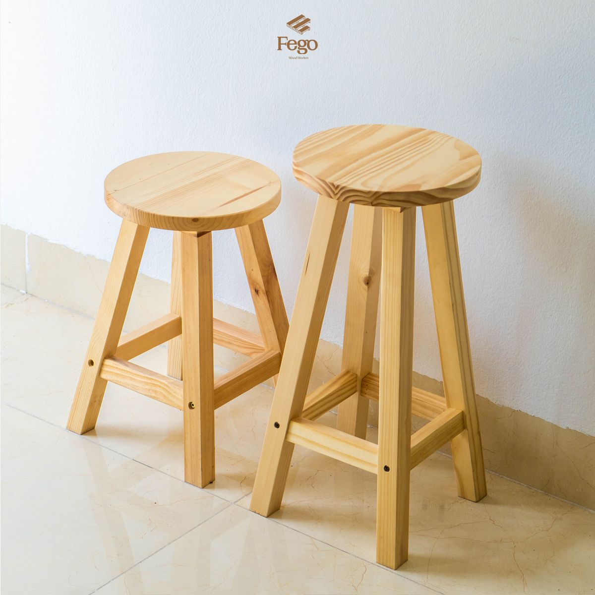 Ghế đôn gỗ thông FEGO mặt tròn vân gỗ nổi trang trí decor
