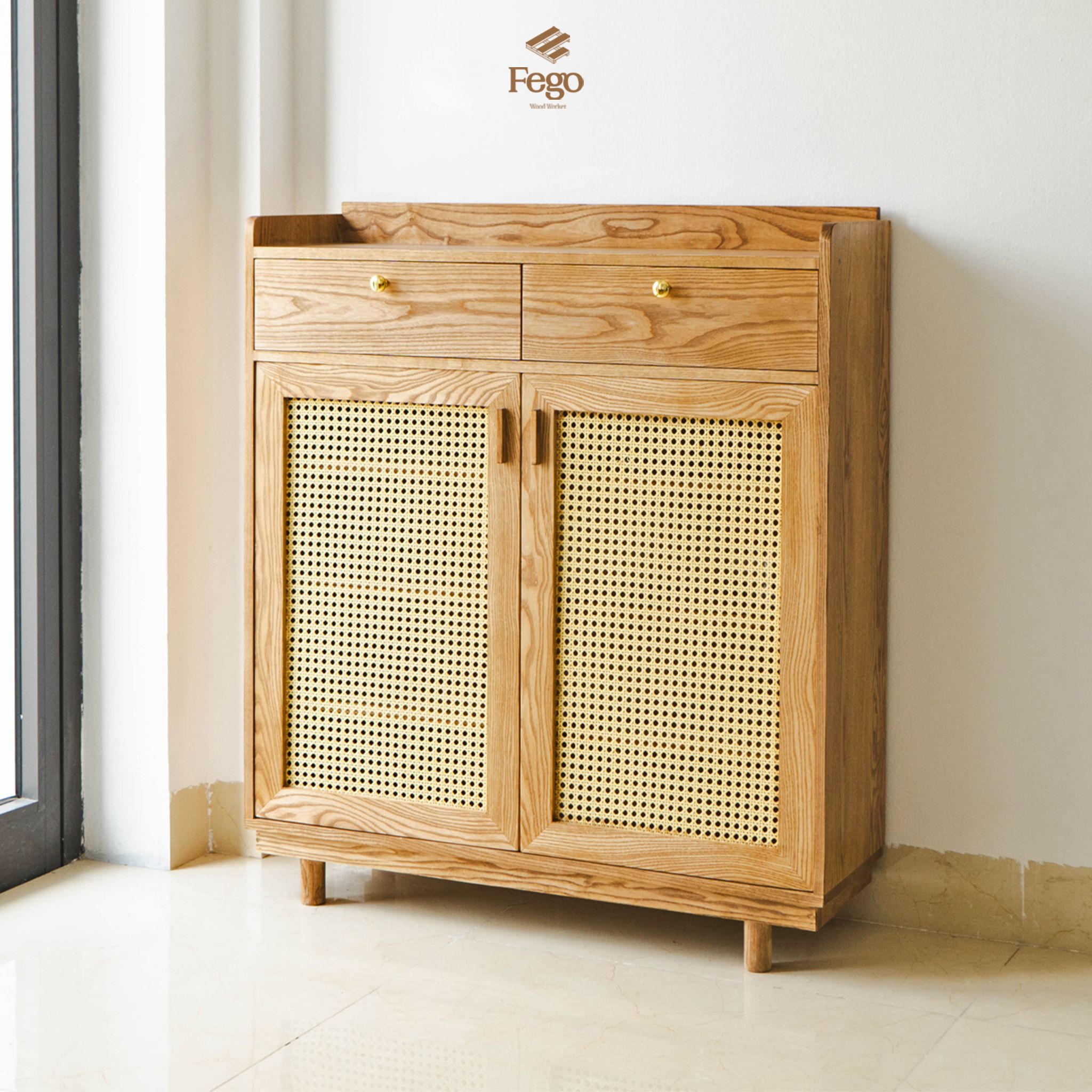 Tủ giày gỗ tần bì kết hợp mây FEGO