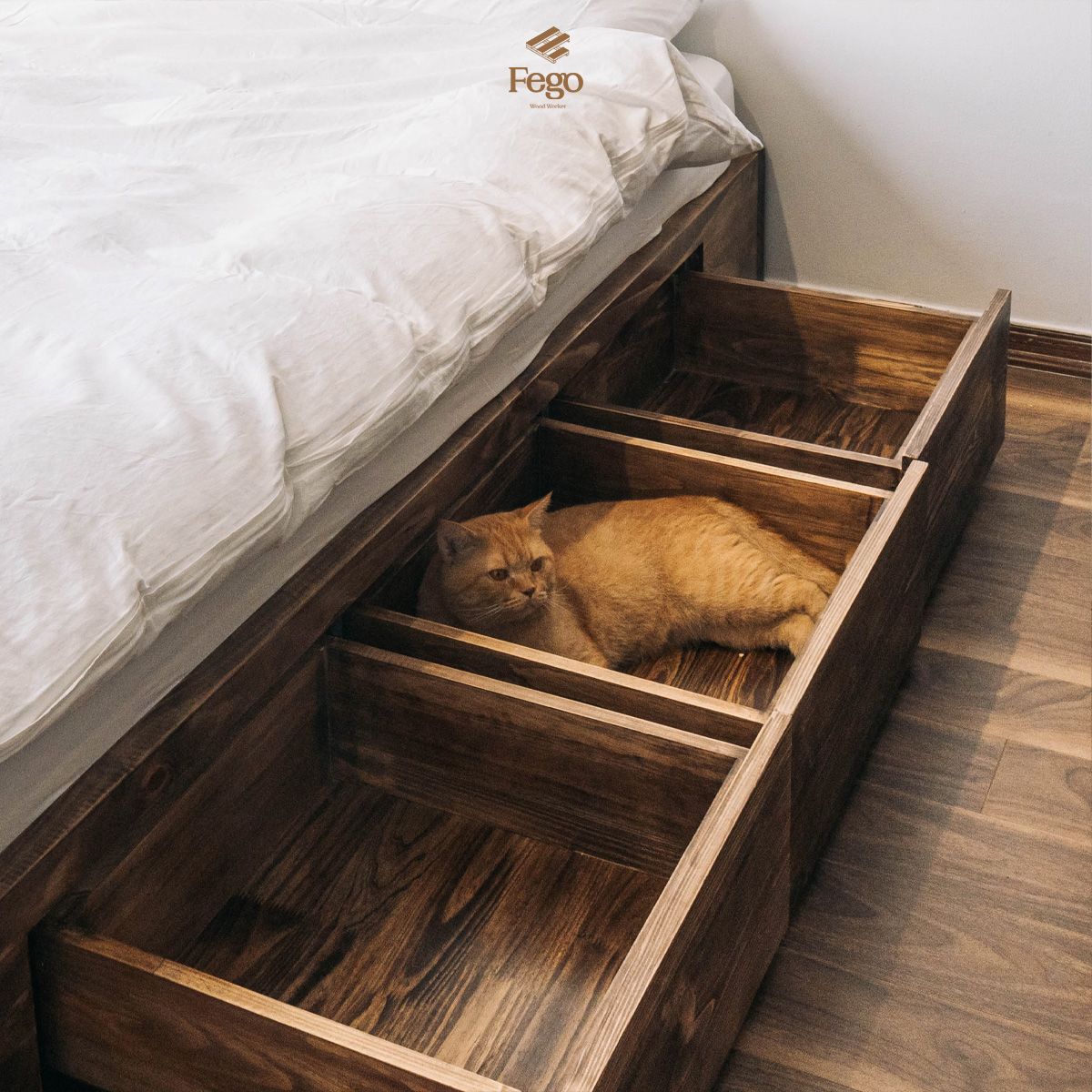 Giường gỗ thông tự nhiên nâu rustic 1m6 FEGO