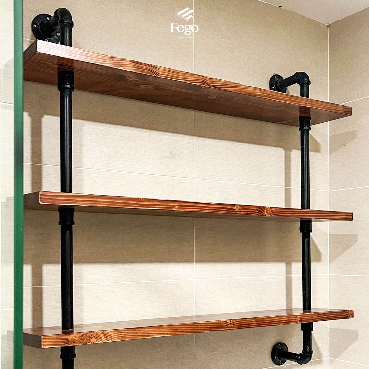 Kệ gắn tường sắt ống nước FEGO