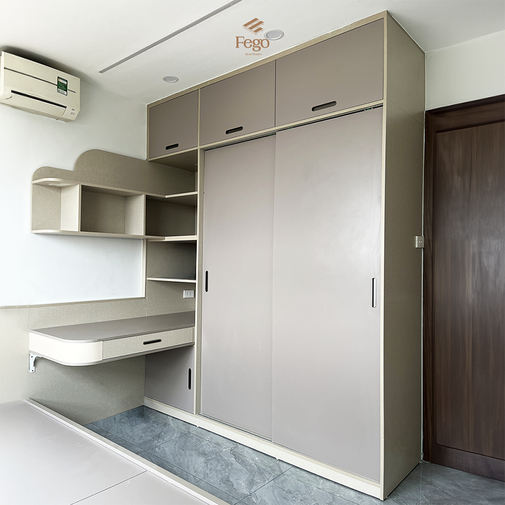 TỦ QUẦN ÁO KỊCH TRẦN TÍCH HỢP BÀN HỌC CUSTOM