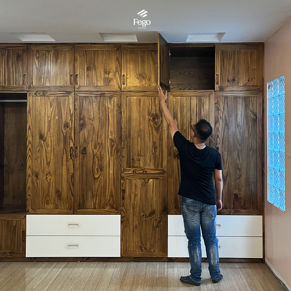 TỦ QUẦN ÁO KỊCH TRẦN CUSTOM