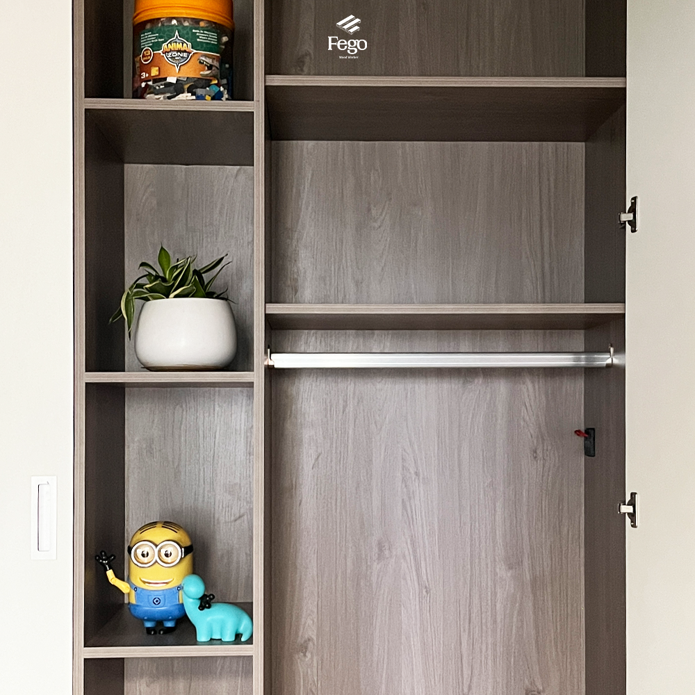 TỦ QUẦN ÁO KỊCH TRẦN CUSTOM