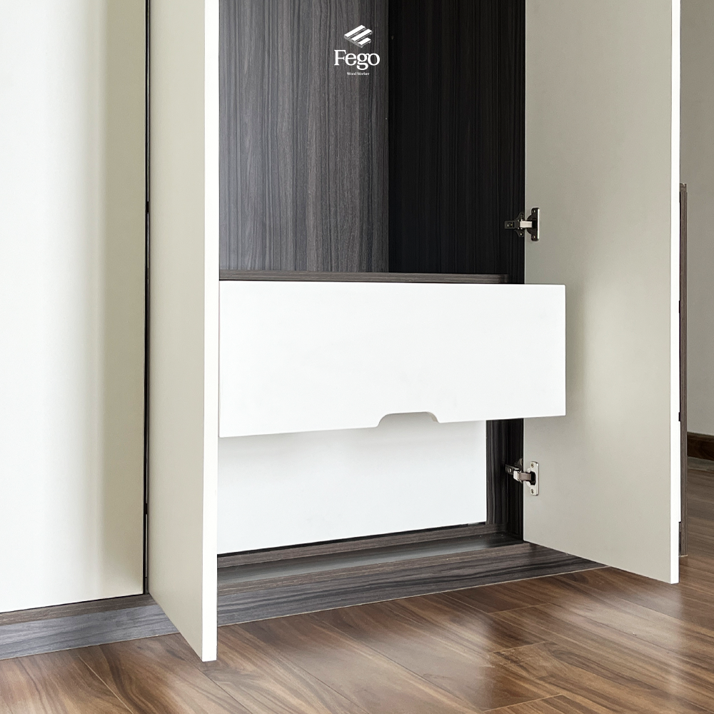 TỦ QUẦN ÁO KỊCH TRẦN CUSTOM