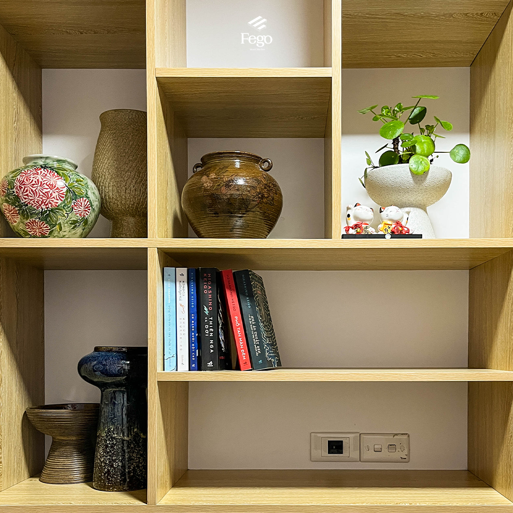 TỦ GIÀY KỊCH TRẦN CUSTOM