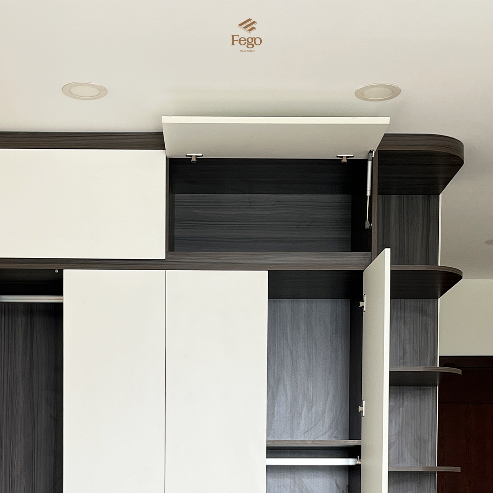 TỦ QUẦN ÁO KỊCH TRẦN CUSTOM