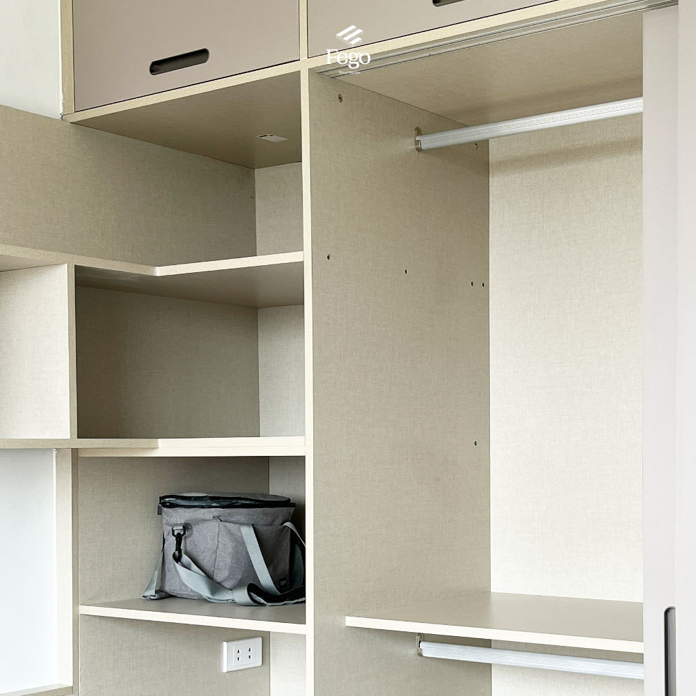 TỦ QUẦN ÁO KỊCH TRẦN TÍCH HỢP BÀN HỌC CUSTOM