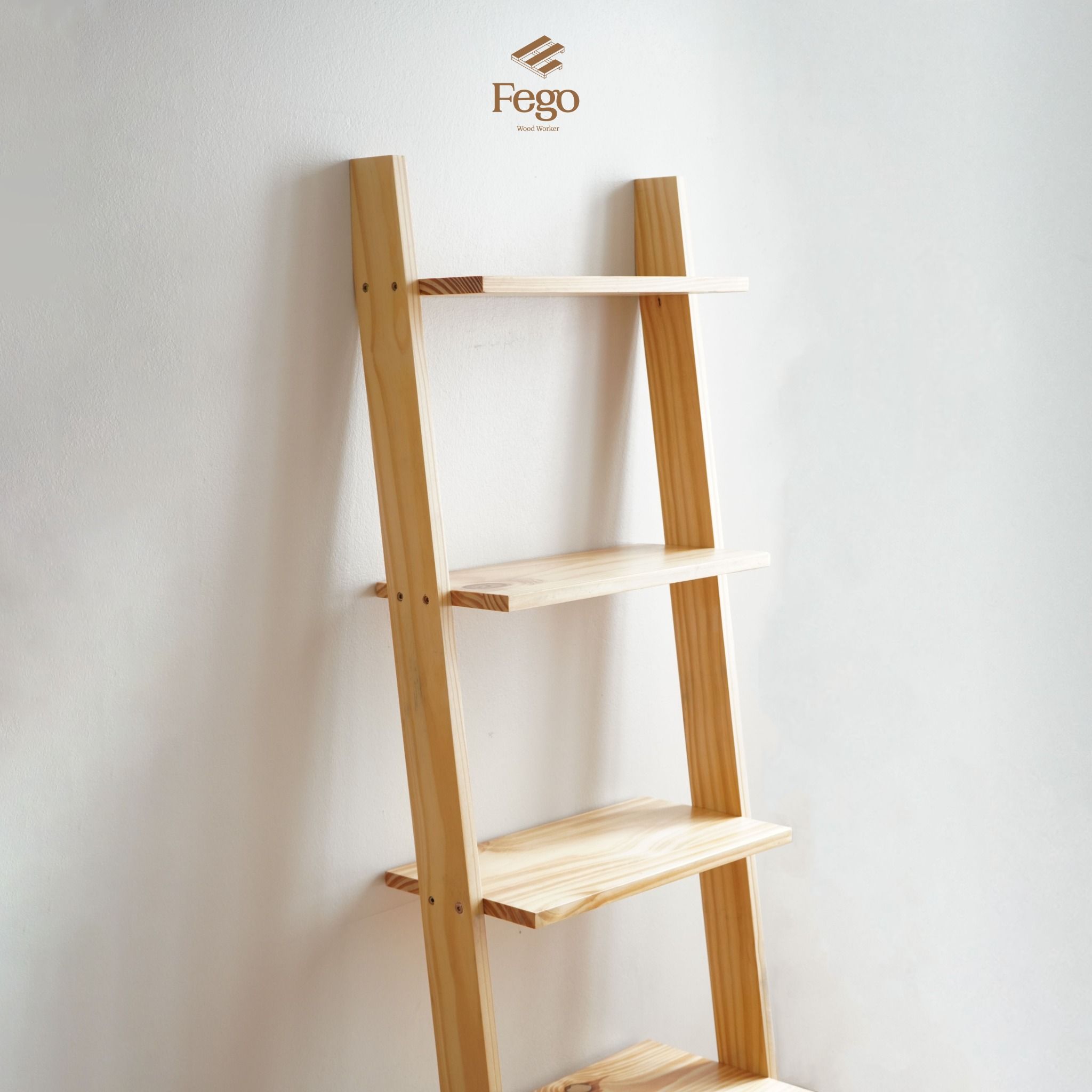 Kệ thang gỗ thông 5 tầng màu vàng kem tự nhiên cao 160cm