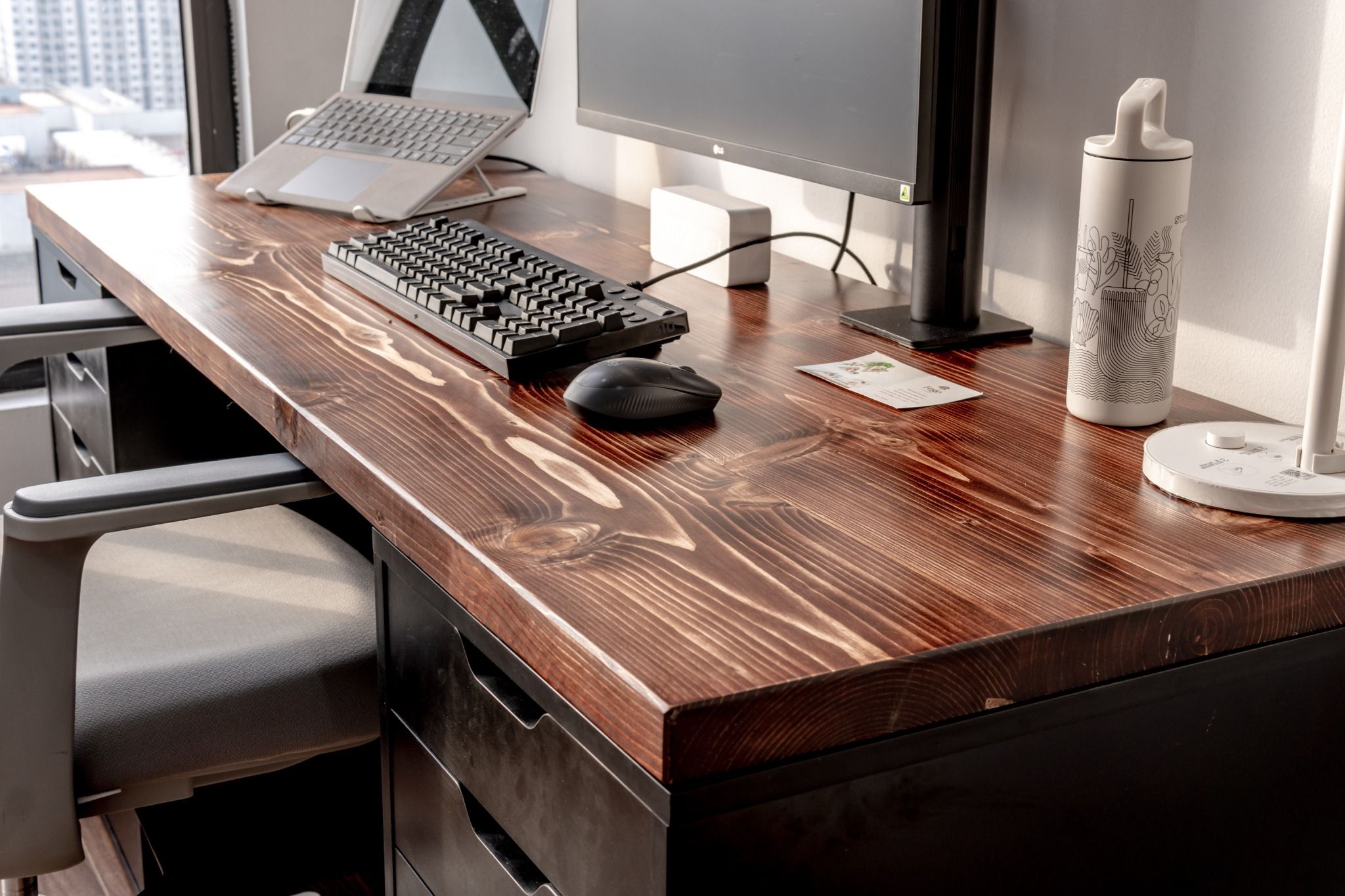Bàn Drawer 2 tủ ngăn kéo FEGO