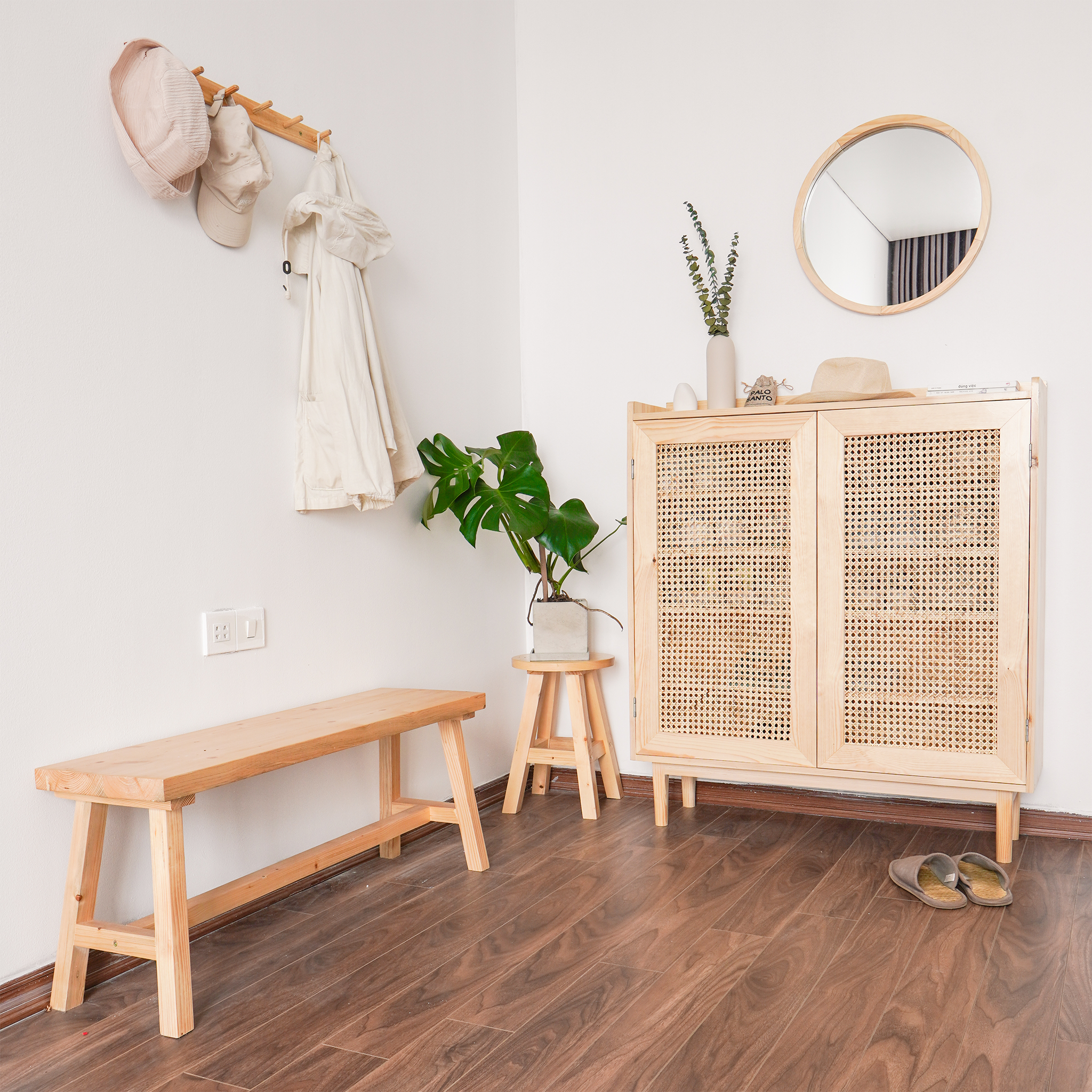 Tủ giày CANE - Tủ giày cánh mây cho gia đình