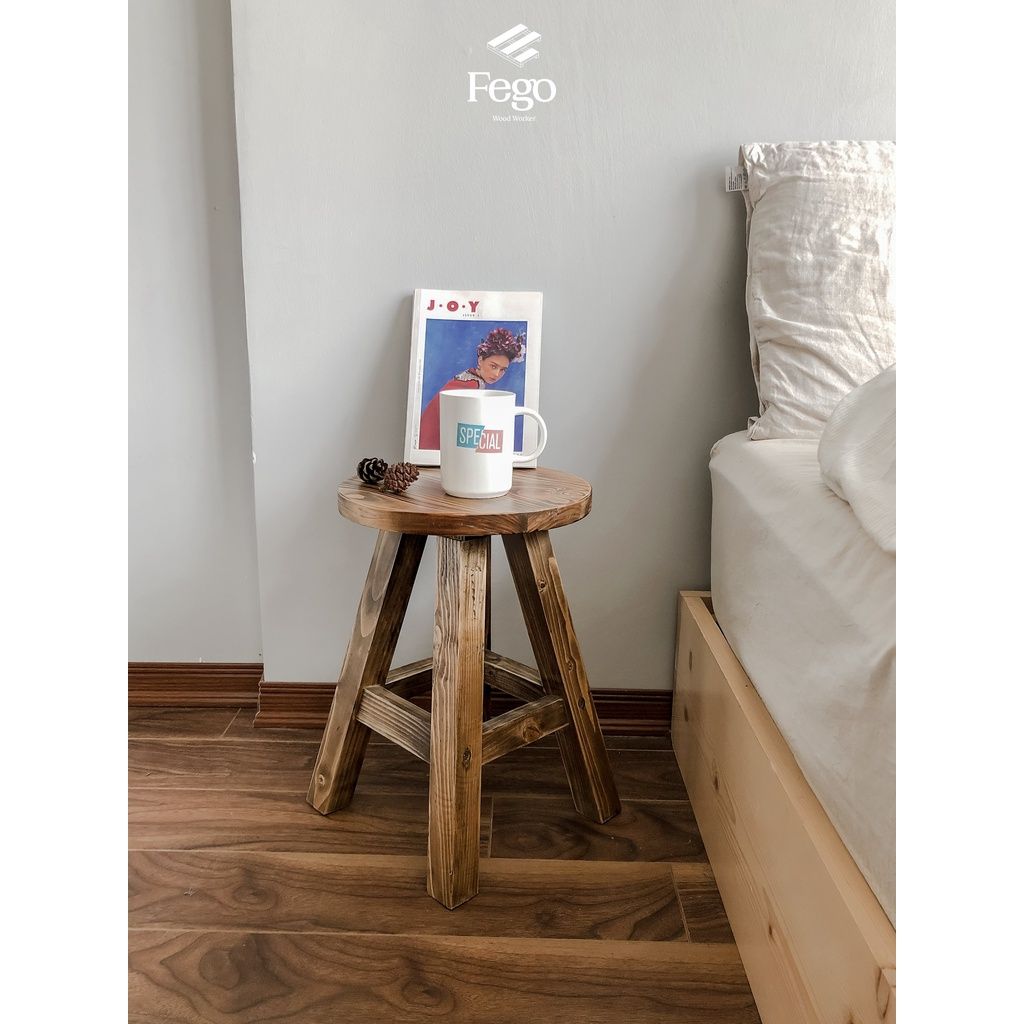 Ghế đôn gỗ thông FEGO mặt tròn vân gỗ nổi trang trí decor