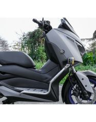 Khung chống đỗ dưới  và lót chân Loboo cho Yamaha Xmax 300