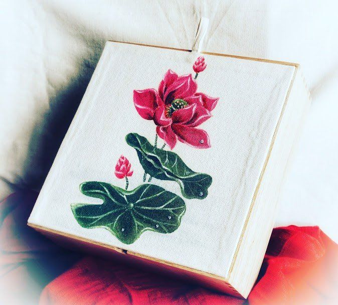 Quà tặng Hoa Sen ( Tranh hoa sen vẽ tay )