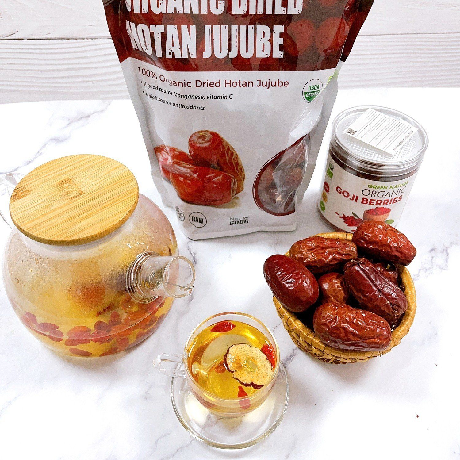 Táo Đỏ Hotan Hữu Cơ 500gr hiệu Green Nature