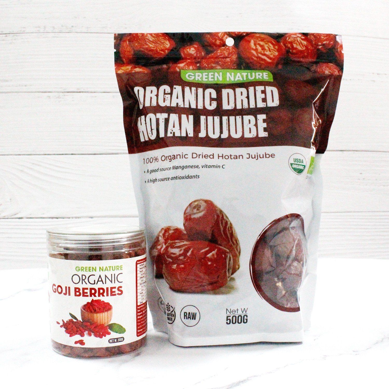 Táo Đỏ Hotan Hữu Cơ 500gr hiệu Green Nature