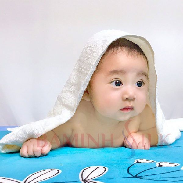 Khăn ủ kén tơ tằm 2 lớp cho bé