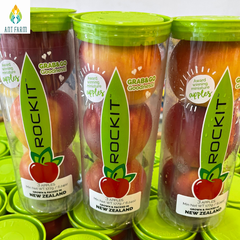 New Zealand Rockit Apples Tube of 3 apples