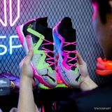  Giày Bóng Đá Cỏ Nhân Tạo Puma Future Ultimate Bo Thun Trắng/Đen Đế Hồng TF 