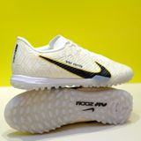  Giày Bóng Đá Cỏ Nhân Tạo Mercurial Vapor 15 Academy SF Trắng Vàng Đồng TF 