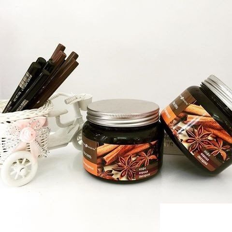 Tẩy Da Chết Toàn Thân Chiết Xuất Quế Hồi Và Café Nga 380g