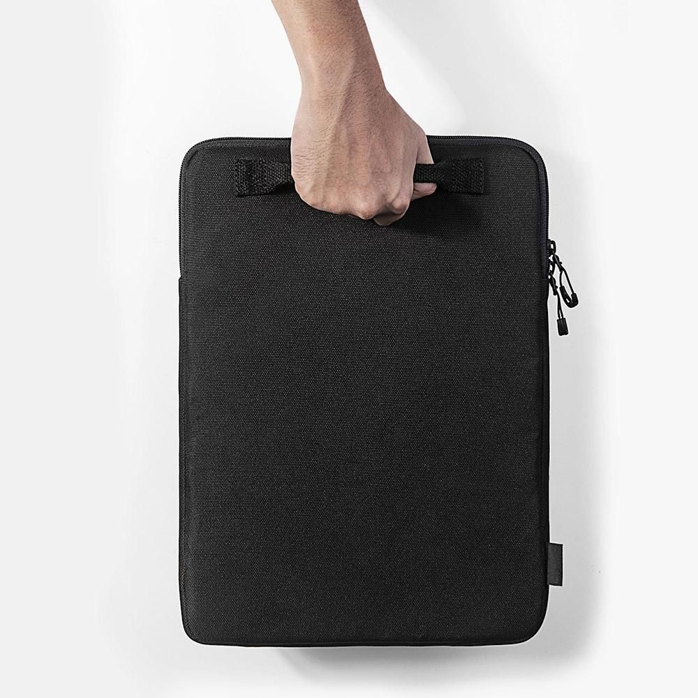 Túi Chống Sốc Tomtoc 360* Protection Premium cho MacBook/Laptop 13″ - Black