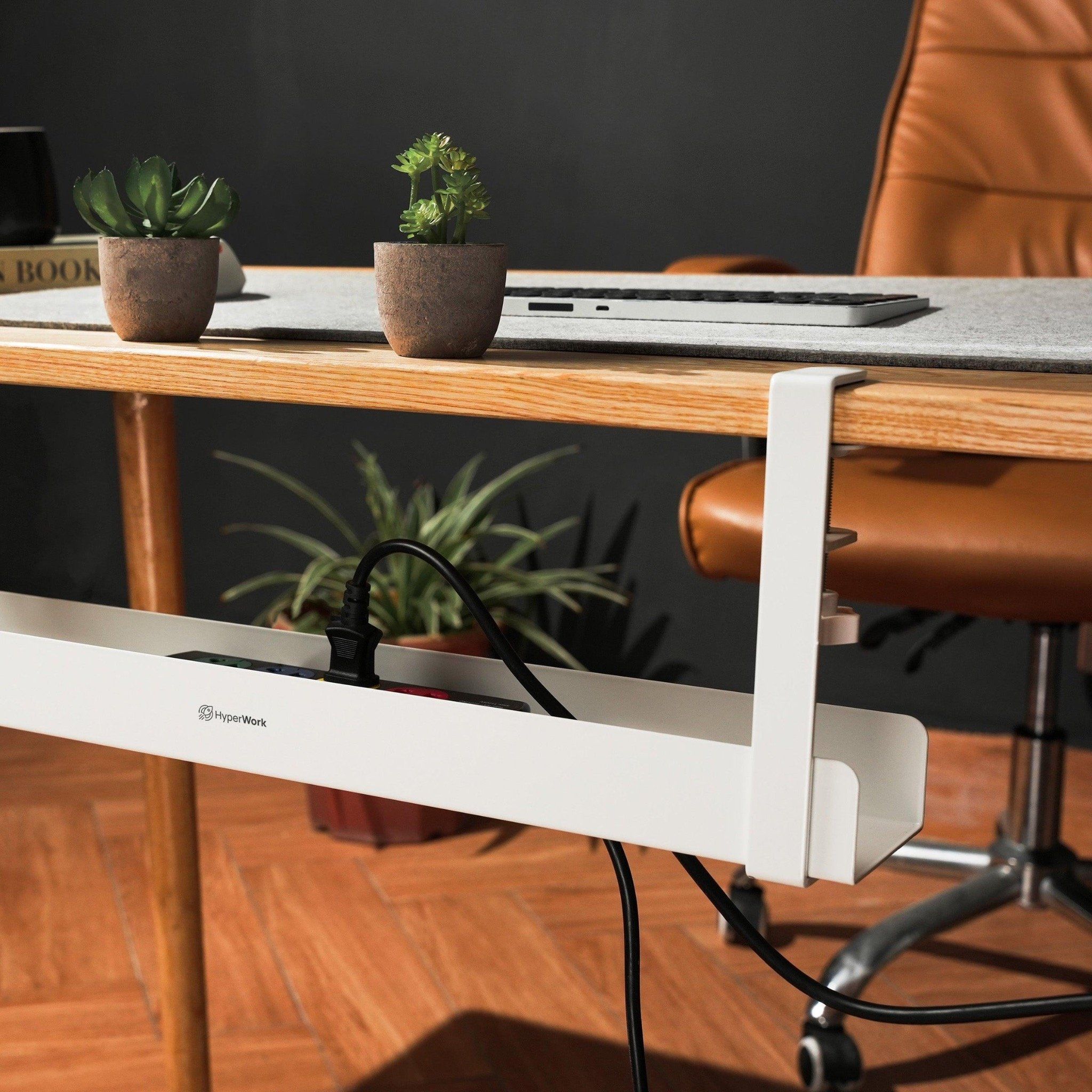 Khay đi dây kẹp bàn HyperWork CM-01 - Nội thất HyperWork