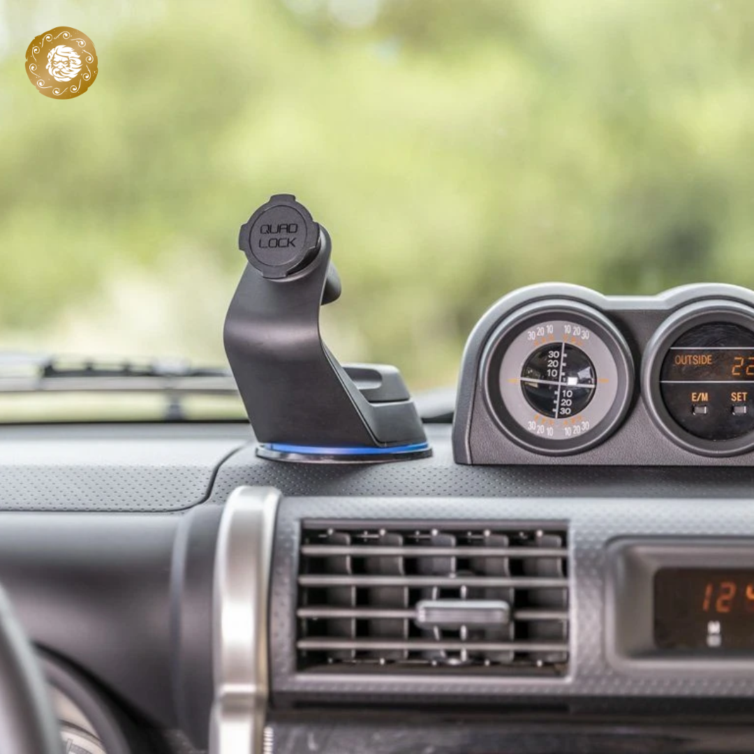 de-gan-xe-hoi-quad-lock-car-mount