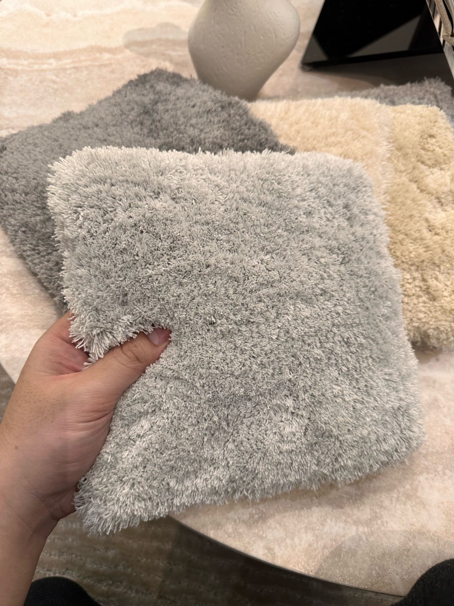 Premium Plush Rug - Light Grey