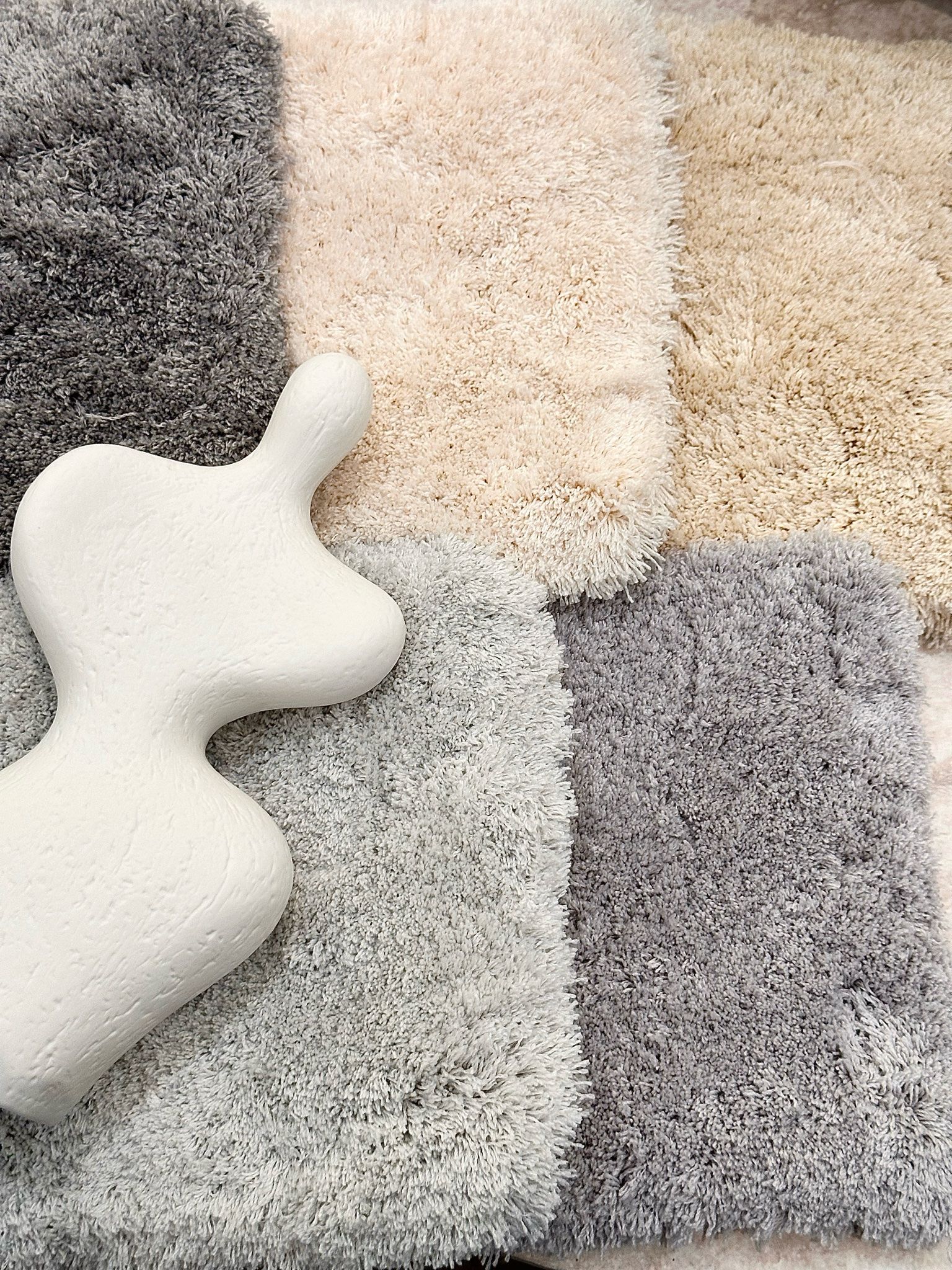 Premium Plush Rug - Light Grey