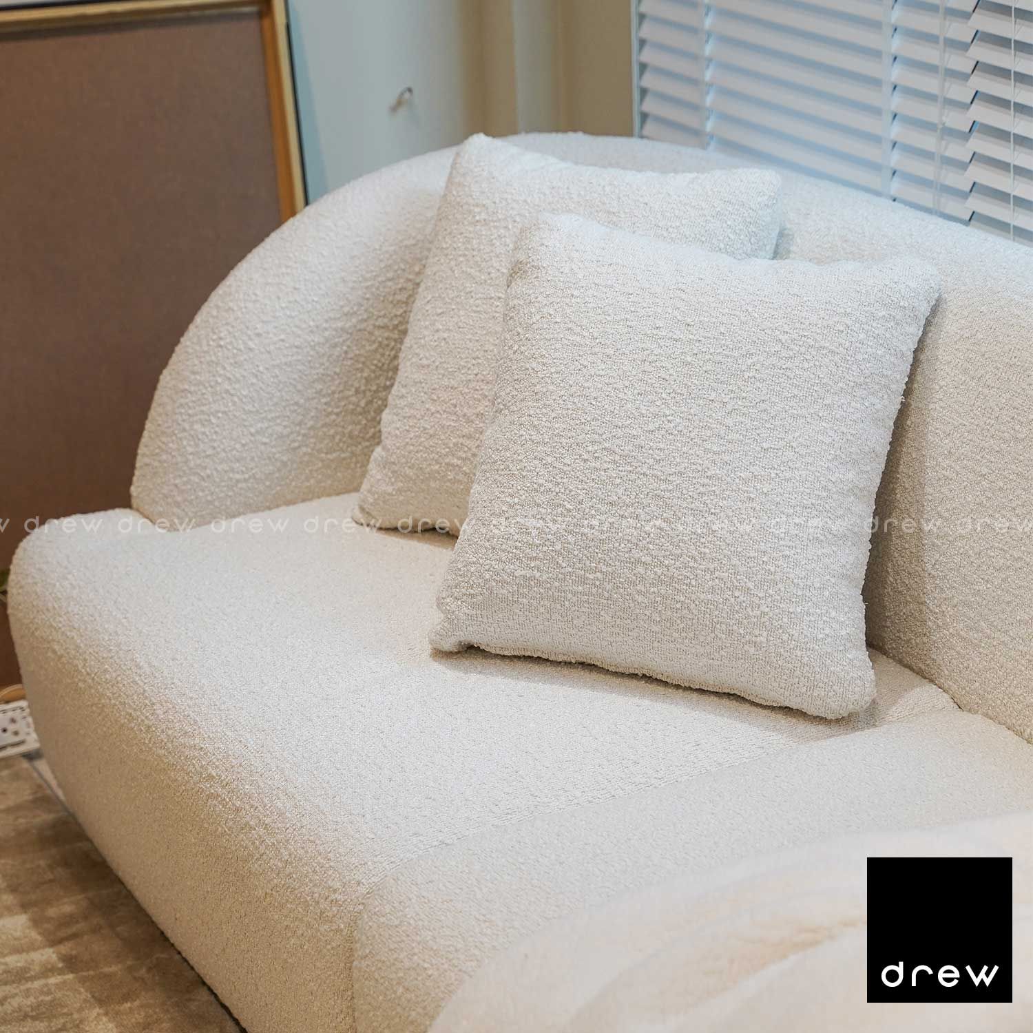 The White Sofa