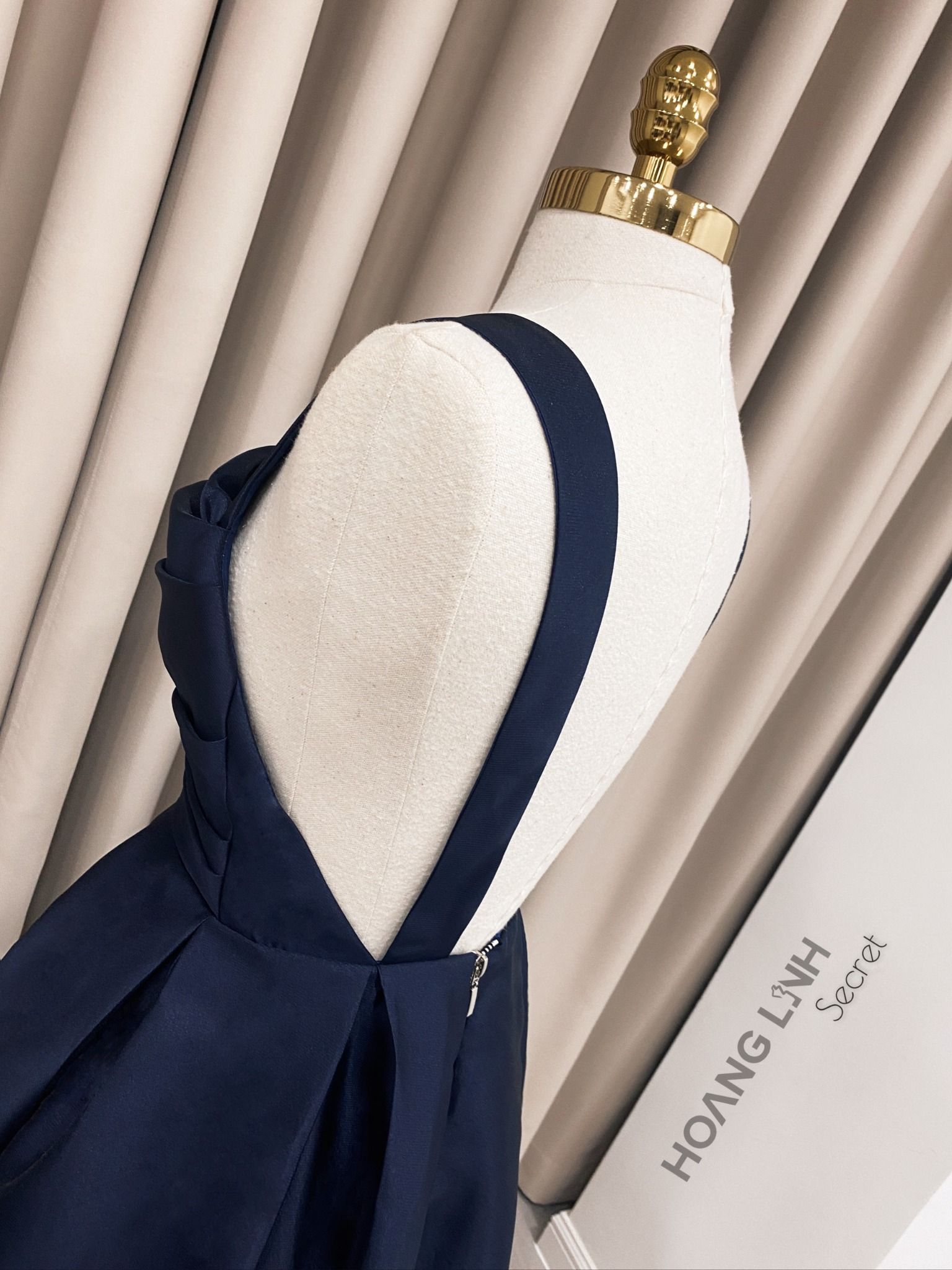 KANE DRESS