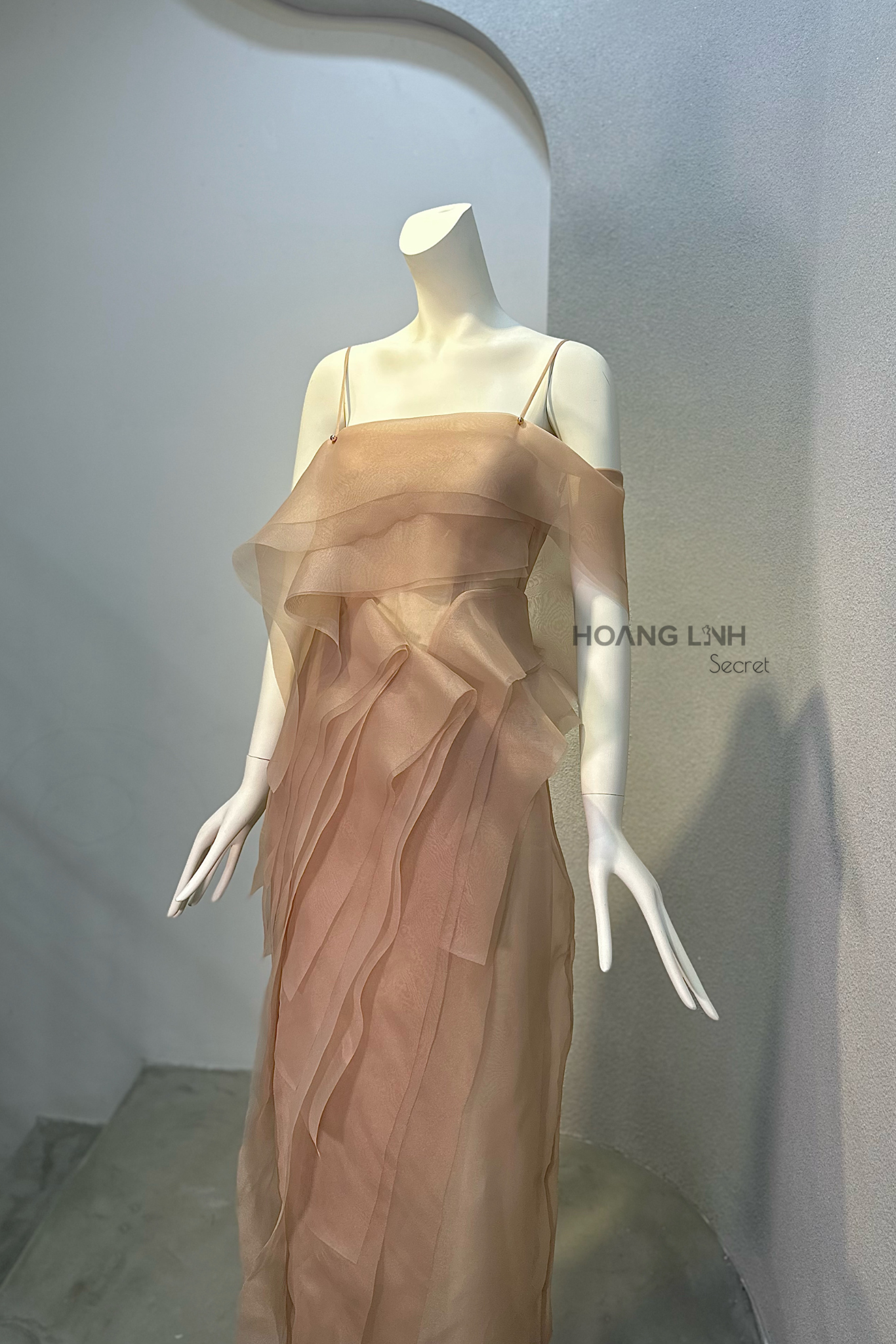 SILKY DRESS